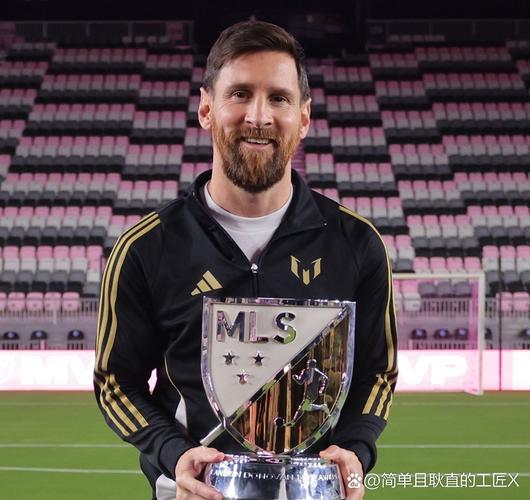 费迪南德：我梦想采访梅西目前正和小贝沟通 曼联数据看起来不错