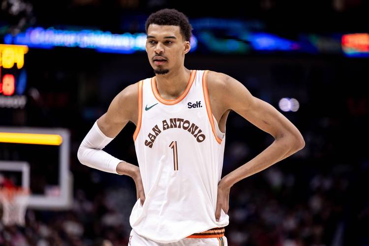 帕金斯:文班有票房号召力但他专注胜利 马刺的活力预示着季后赛