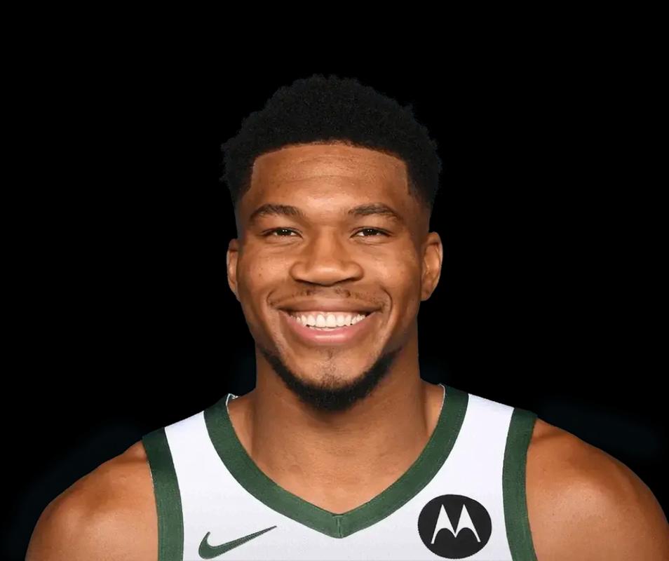 进化中的希腊怪兽！雄鹿官媒：本赛季至今字母哥三分命中率为67%