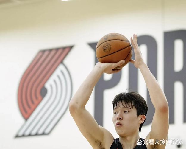 解说：卢卡里夫斯都不打 比赛唯一看点就是杨瀚森有没有出场时间