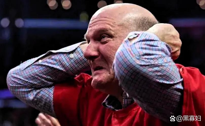 此前曾炮轰快船!鲍威尔今天和前老板鲍尔默握手寒暄