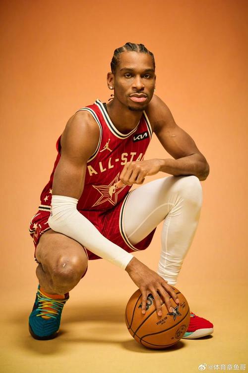 张佳玮：077文班马克西凶猛是季初新故事 字约SGA老MVP仍稳如磐石