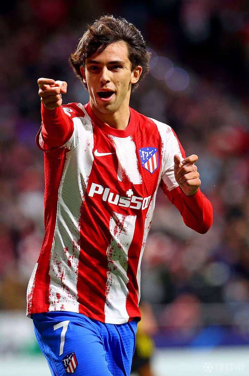 降维打击！菲利克斯倒钩破门，胜利4-0领先