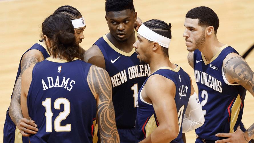 美记:鹈鹕仍在评估和主帅格林的未来 在做出决定前会保持耐心