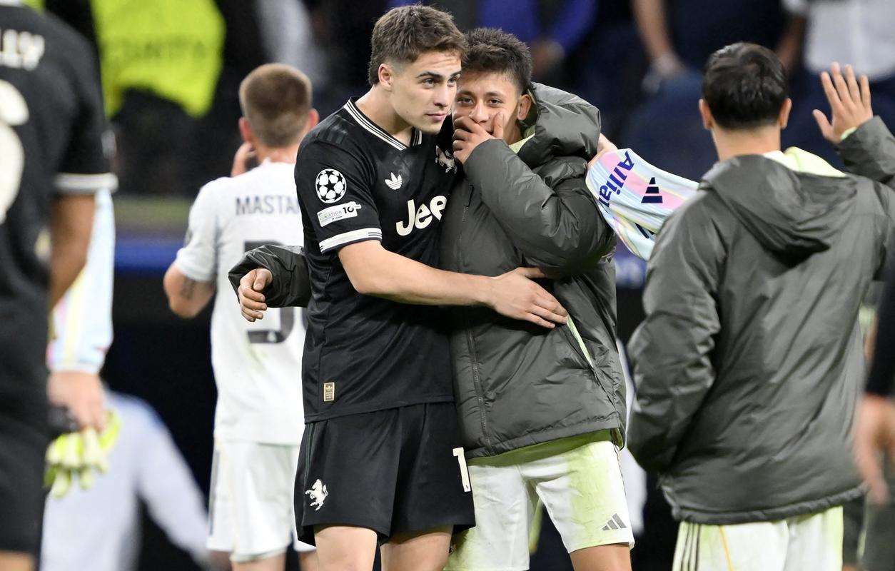 梅开二度！意甲官方：伊尔迪兹当选尤文vs卡利亚里全场最佳球员